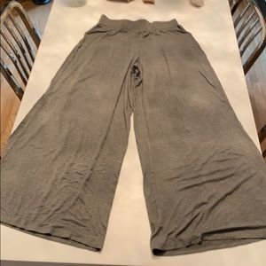Simple Susan Betro Wide Leg Lounge Pants
